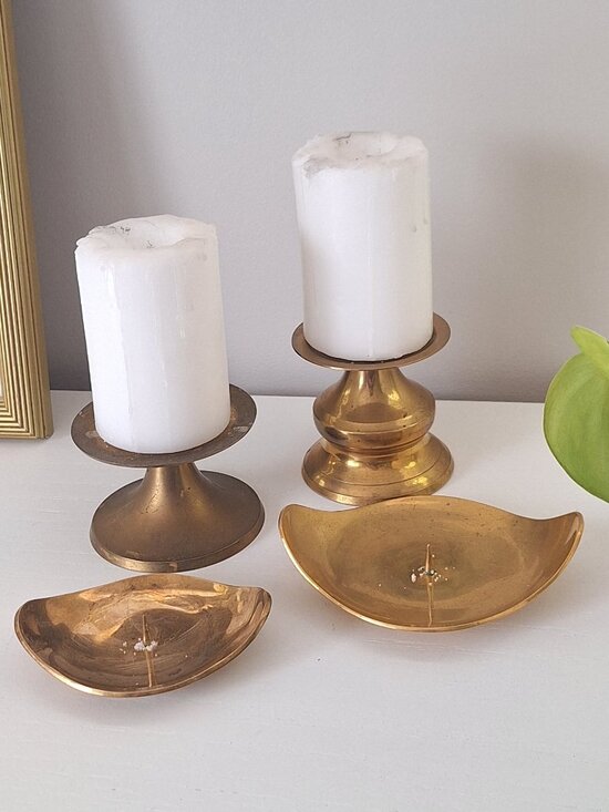 4 Vintage brass candle holders - holds pillar candles - MCM - Picture 1 of 1